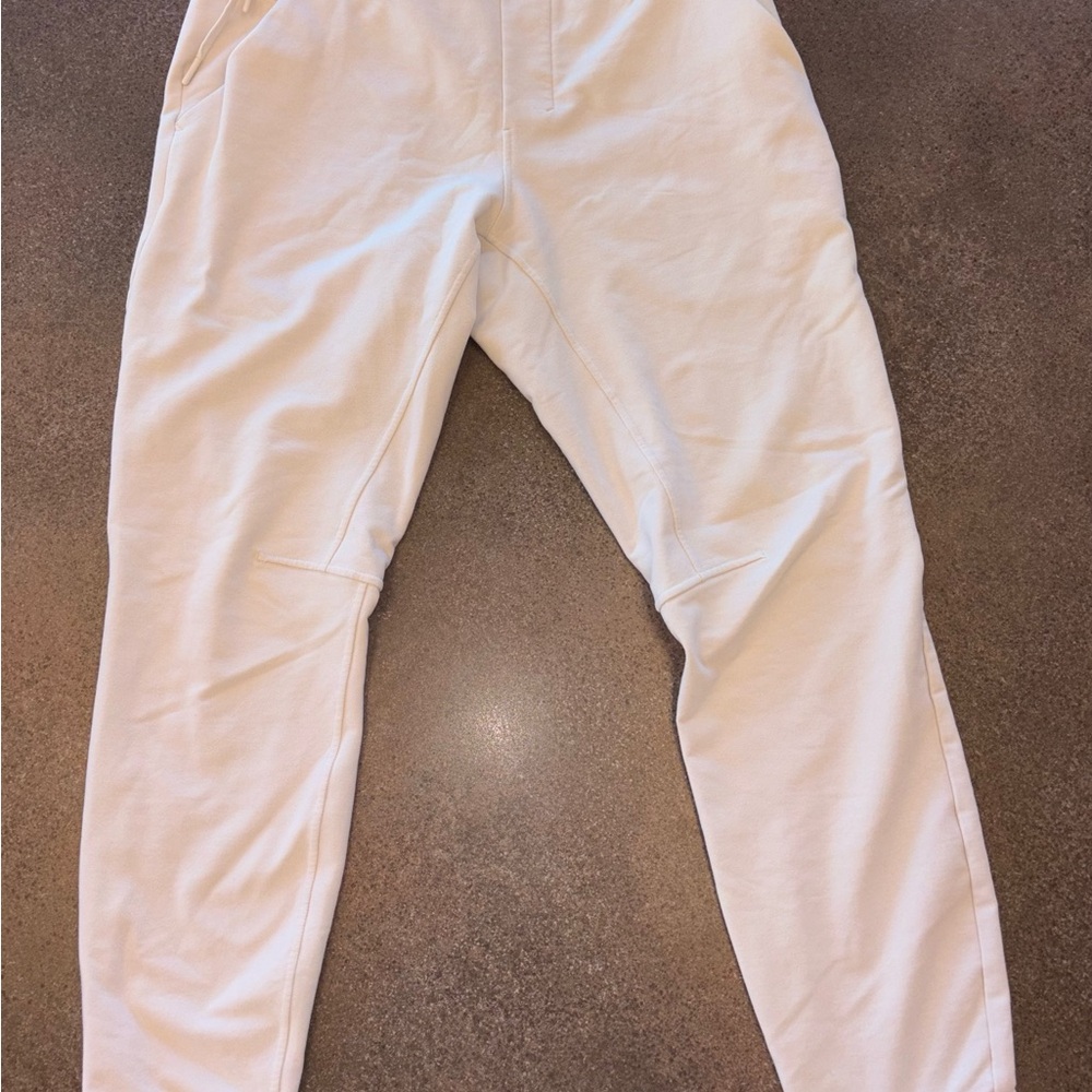 Lululemon men’s  Cream Joggers